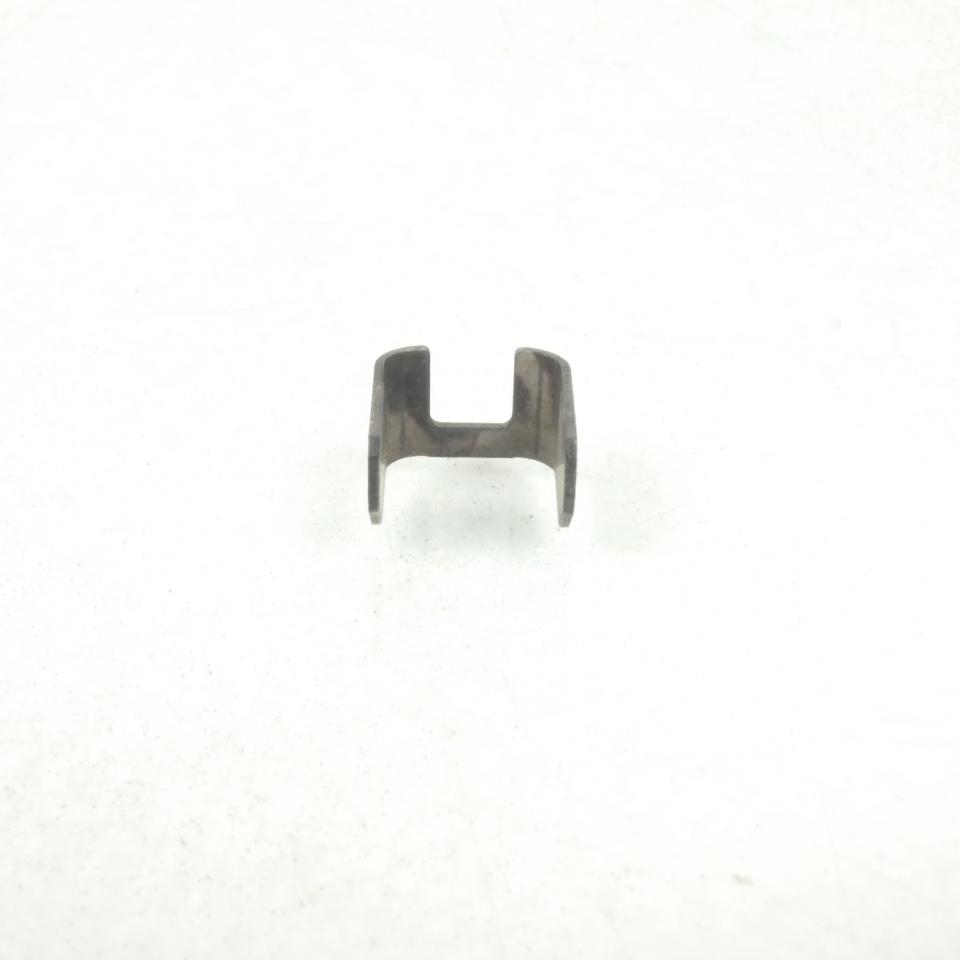 Coulisseau métallique de guide variateur pour scooter Peugeot 125 Elyseo 754096