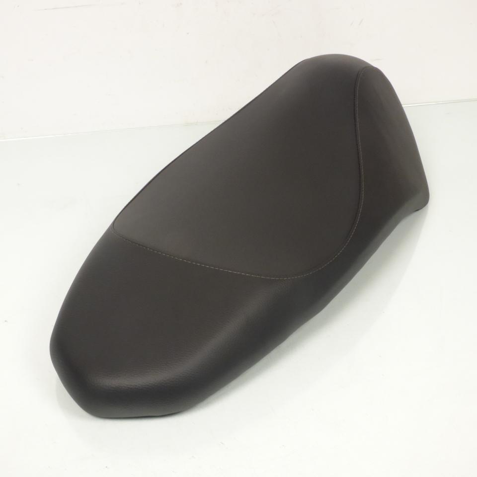 Selle biplace SELECTION CGN MOTORISE pour Scooter Peugeot 50 Kisbee 4T 2010 à 2017 Neuf