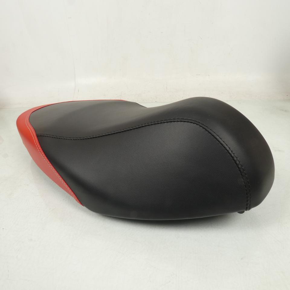 Selle biplace noir rouge origine pour scooter Aprilia 150 SR 2018-2021 1B003129