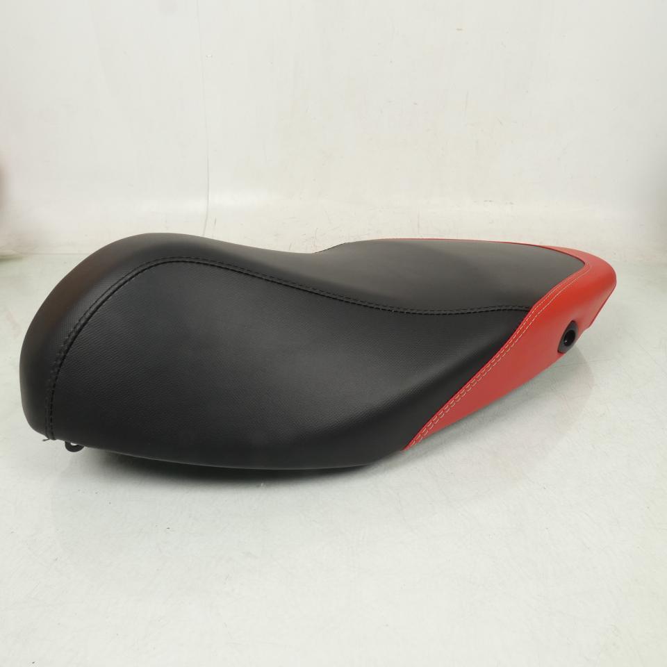 Selle biplace noir rouge origine pour scooter Aprilia 150 SR 2018-2021 1B003129