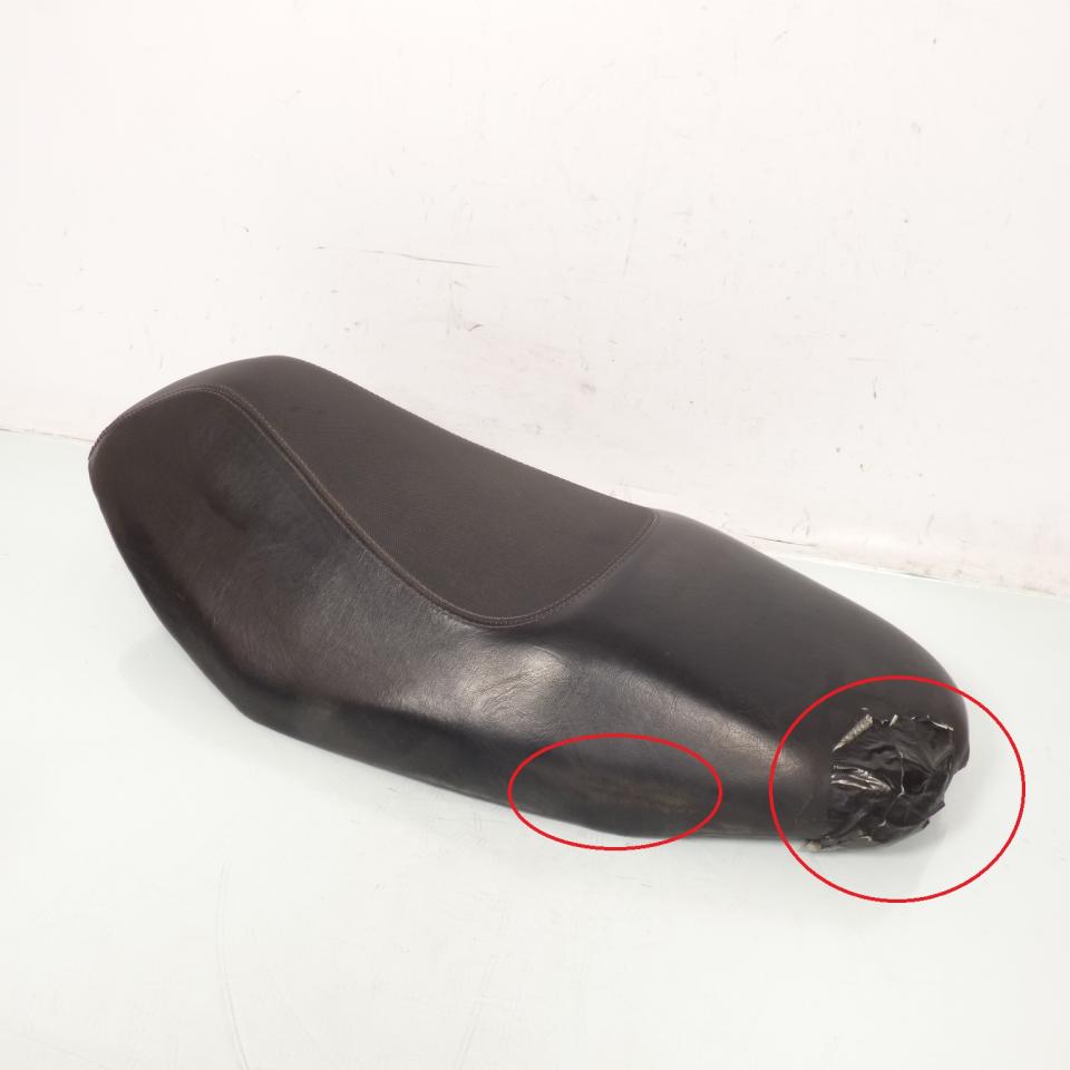 Selle biplace origine pour scooter Peugeot 50 V-Clic 4T 2007-14 759359N Occasion