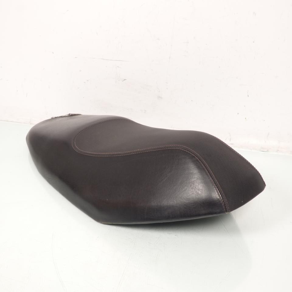 Selle biplace origine pour scooter Peugeot 50 V-Clic 4T 2007-14 759359N Occasion