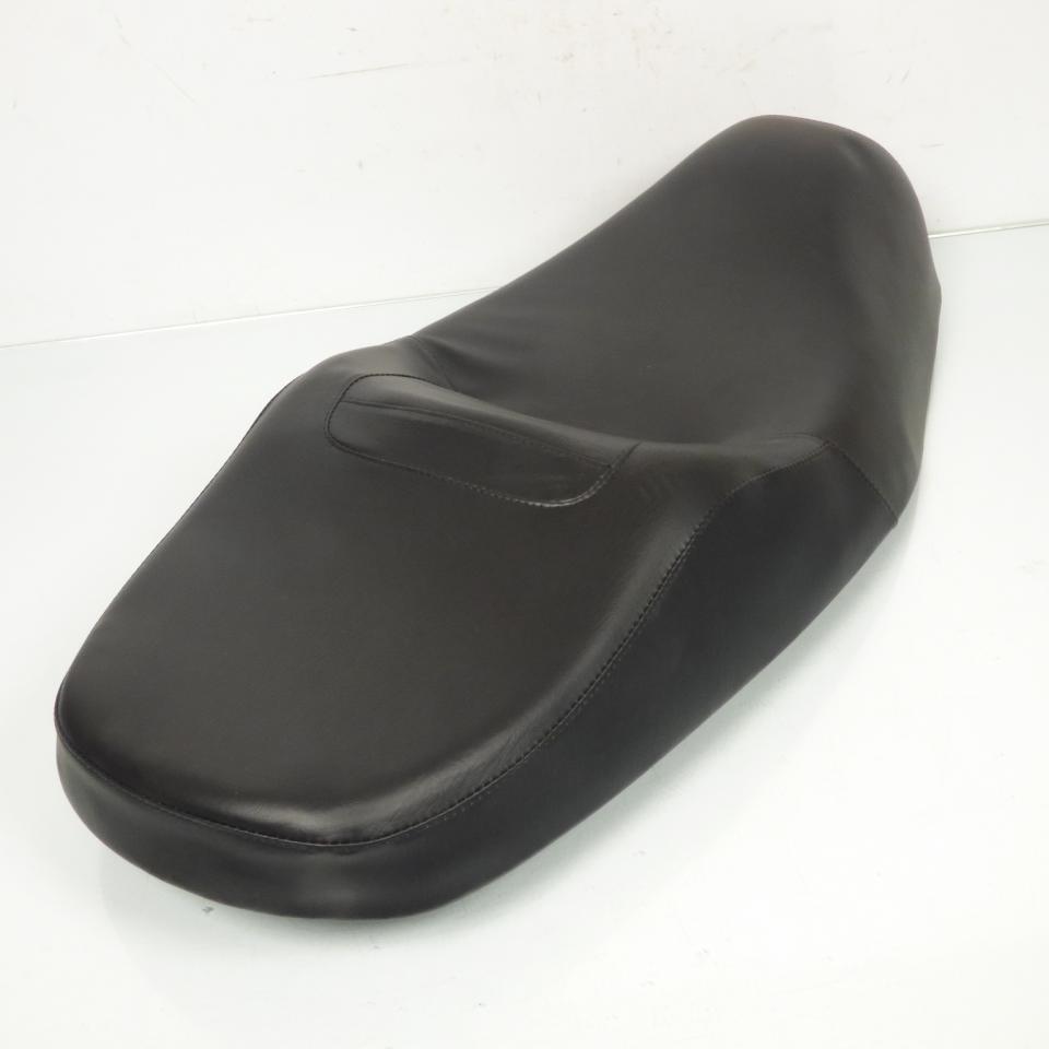 Selle biplace pour scooter Benzhou 125 Highway YY125T-12 TM12-110100000 destock