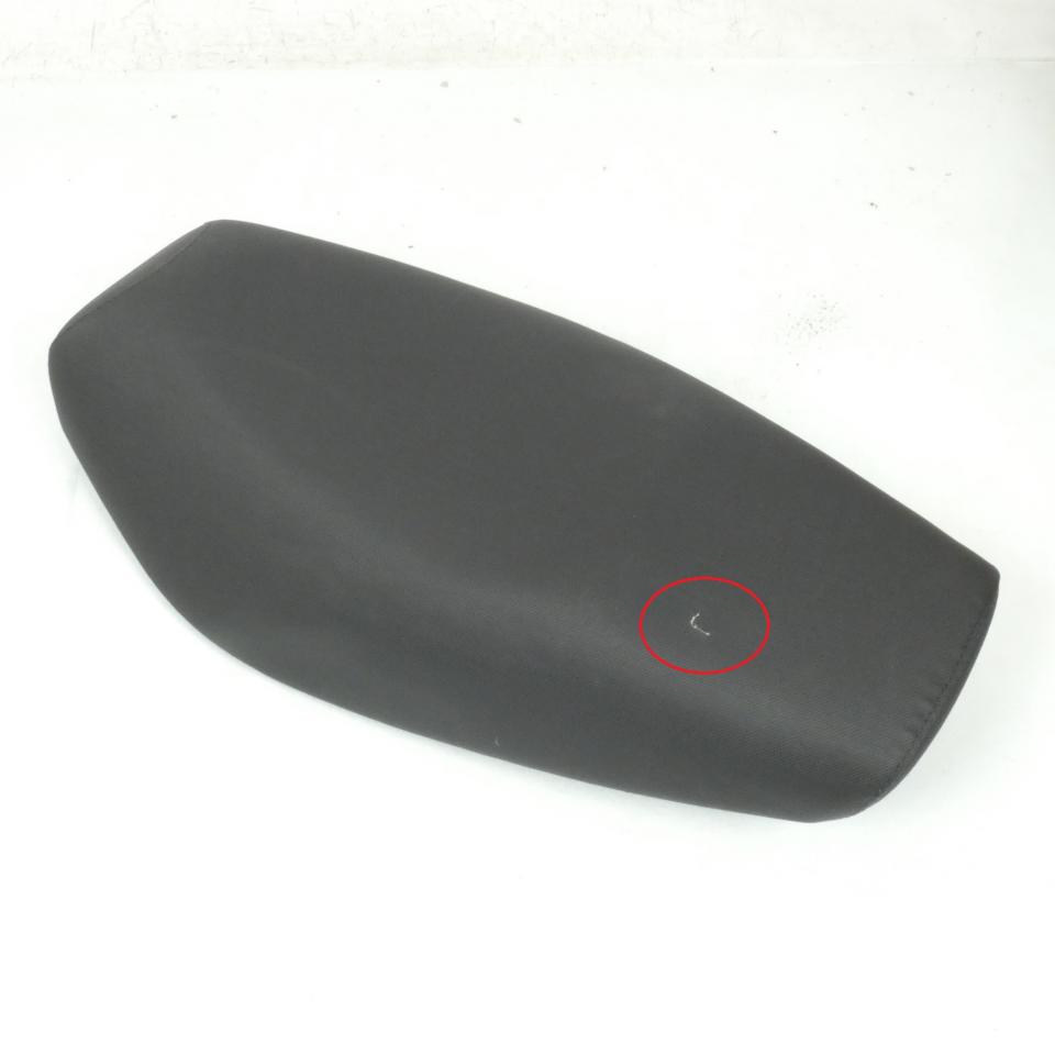 Selle biplace origine pour scooter Yiying 50 QT-6 TB6B-110100000 Occasion