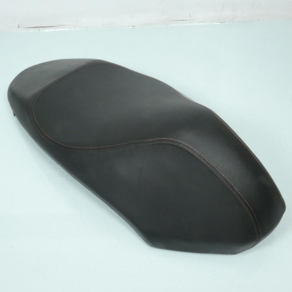 Selle biplace origine pour scooter Peugeot 50 KISBEE 2T EFI 2018 à 2020 Occasion