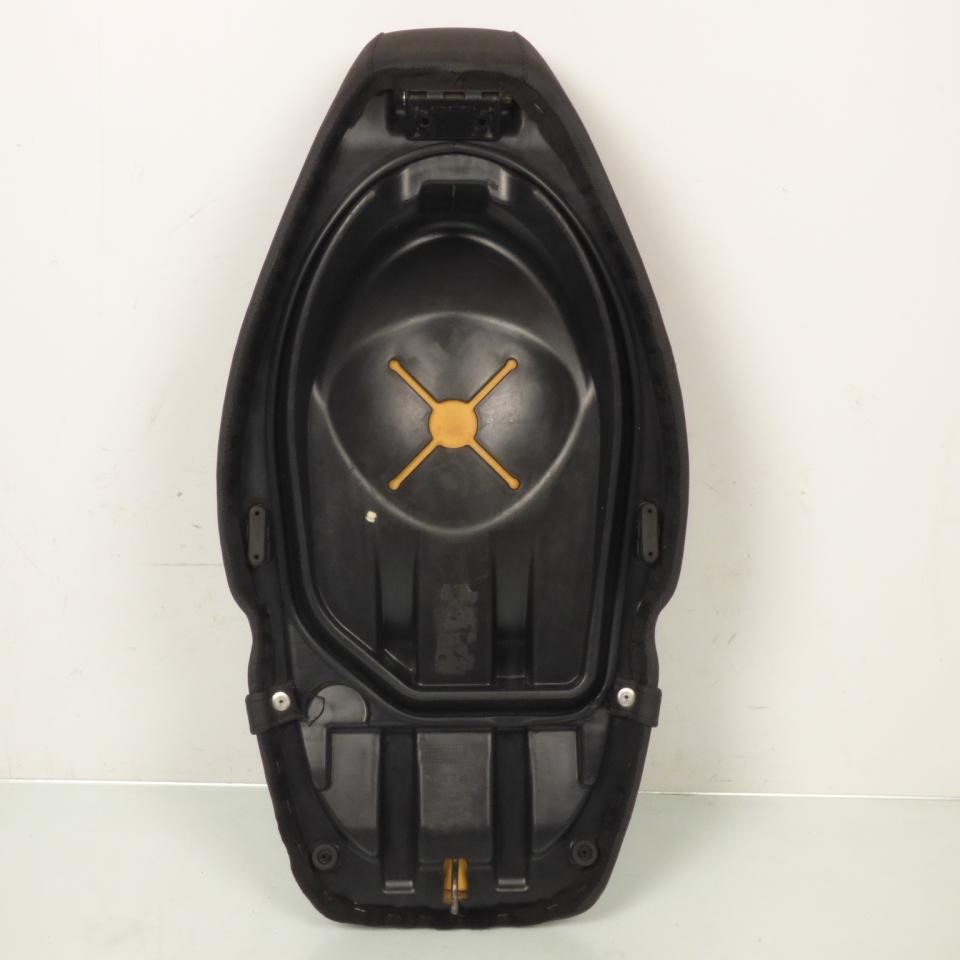 Selle origine pour scooter Piaggio 50 NRG Power 2005-2012 959396 ZAPC45100 Occasion