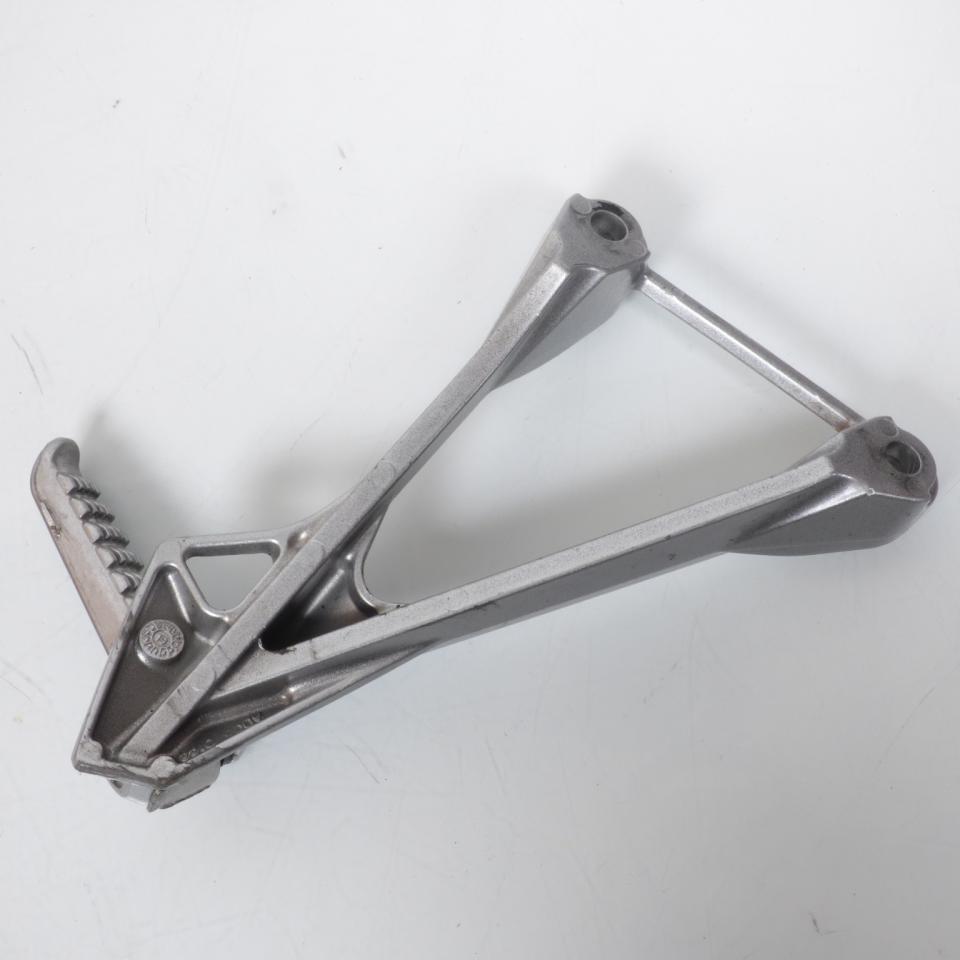 Platine de repose pied passager gauche origine pour Moto Kawasaki 636 ZX6R 2005 à 2006 ADC3 0144 Occasion