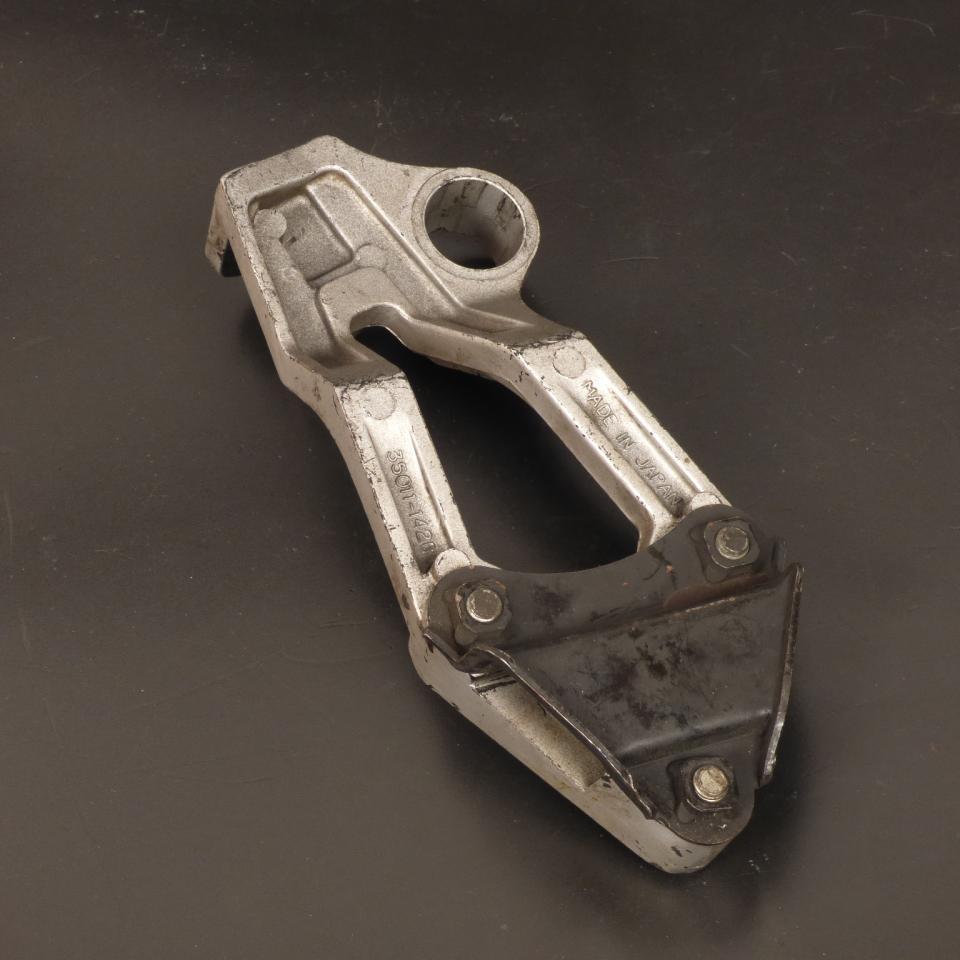 Platine de repose pied passager droit origine pour Moto Kawasaki 1000 ZX B1-B3 1988 à 1990 Occasion