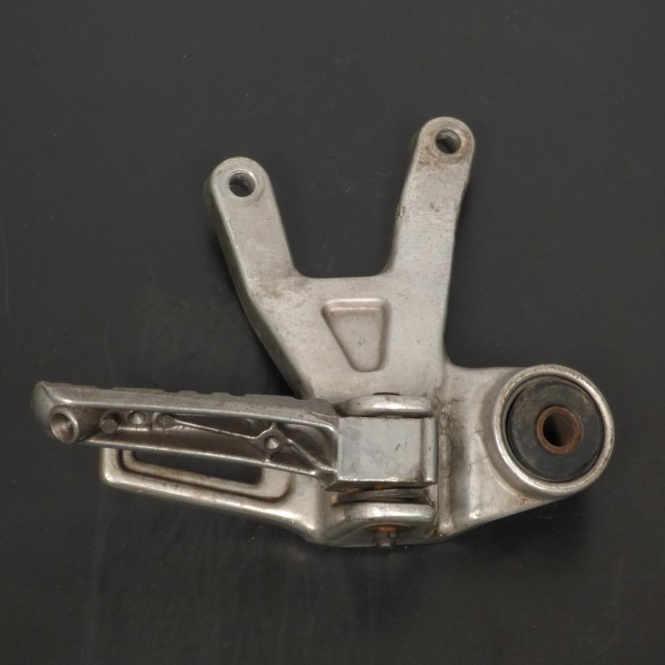 Platine repose pied passager droit origine pour moto Yamaha 750 FZ 1986 à 1993