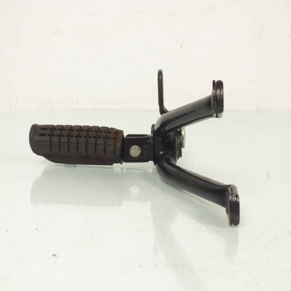 Platine de repose pied passager droit origine pour moto Honda 125 CBF 2010 Occasion