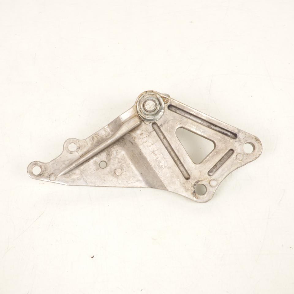 Platine de repose pied pilote droit origine pour Moto Suzuki 750 Gsx-R 1988 à 1991 17D Occasion