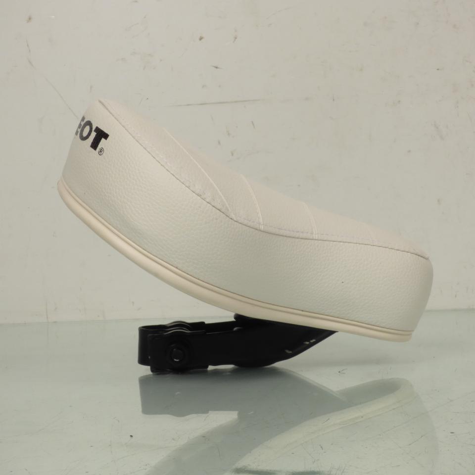 Selle pilote blanche marquage PEUGEOT pour mobylette Peugeot 103 Ø22mm