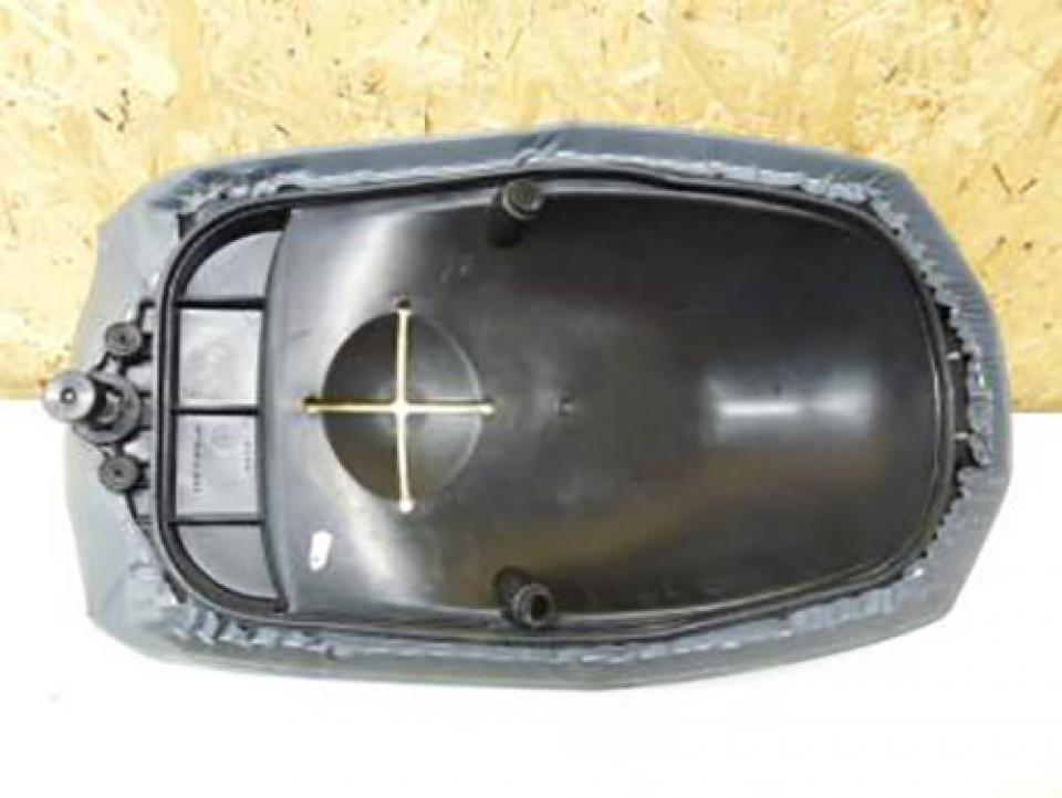 Selle pilote pour scooter MBK 125 Skyliner 2003 à 2005 5DS-F4710-00 Gris