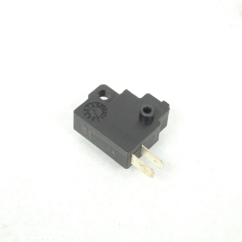 Capteur frein gauche AR pour scooter Peugeot 125 DJANGO CLASSIC 801152 804506