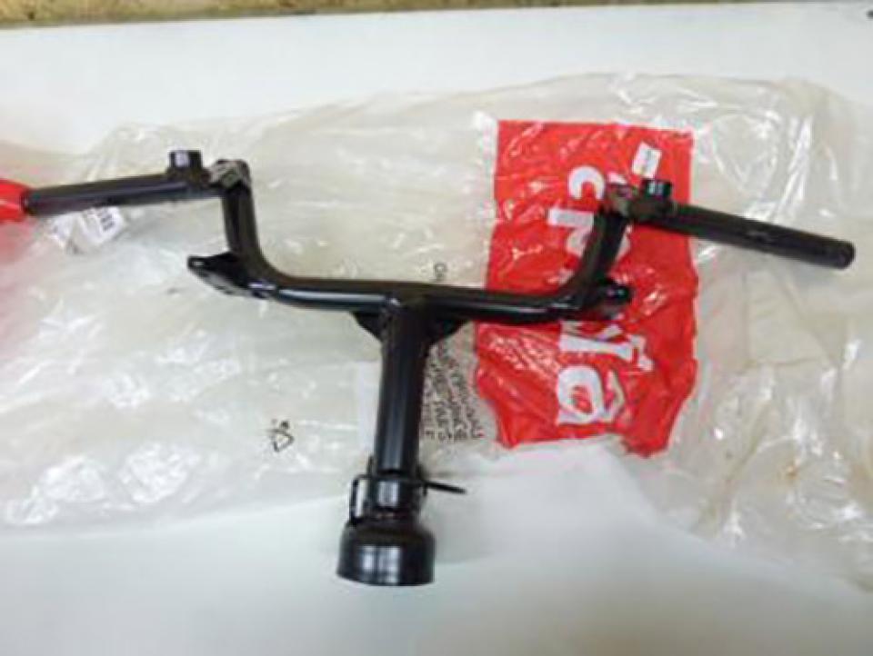 Guidon origine origine pour Scooter Aprilia 50 Area 51 1998 à 2000 AP8218320 Neuf