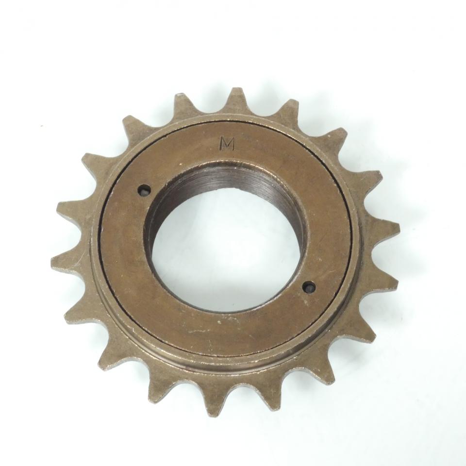 Couronne de transmission FDM pour mobylette Peugeot 50 18 dents Neuf