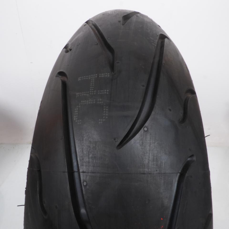 Pneu 180-55-17 Metzeler pour Auto Sportec M3 73W Neuf