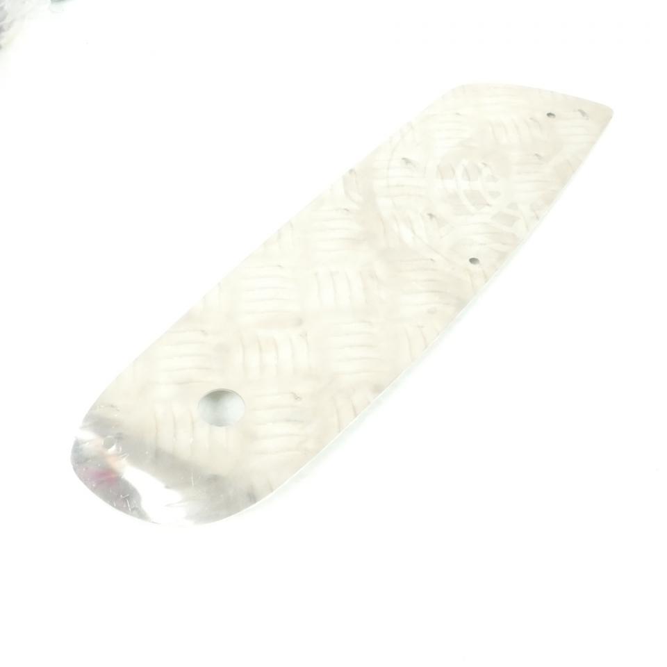 Protection aluminium marche pied droit pour scooter Peugeot 50 Jet force 762119