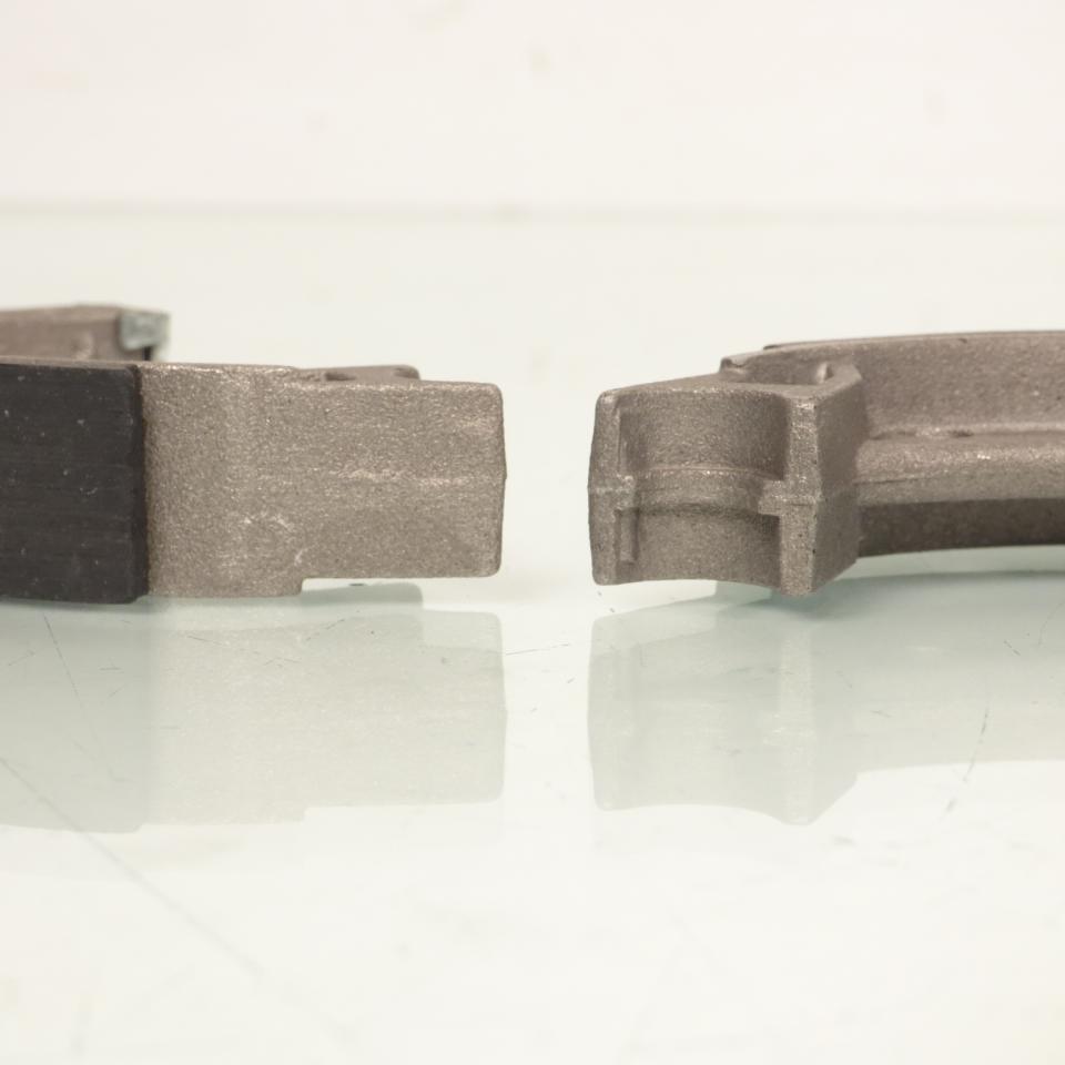 Mâchoire de frein AGPA pour Mobylette Peugeot 50 103 MVL M-256 / Ø90x17mm / Bernardi 16 Neuf