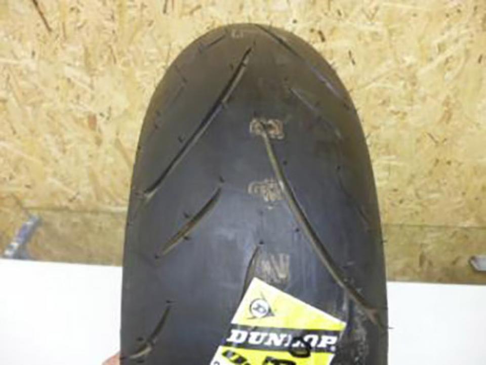 Pneu 200-50-17 Dunlop pour Auto Sportmax qualifier 1 Neuf en destockage