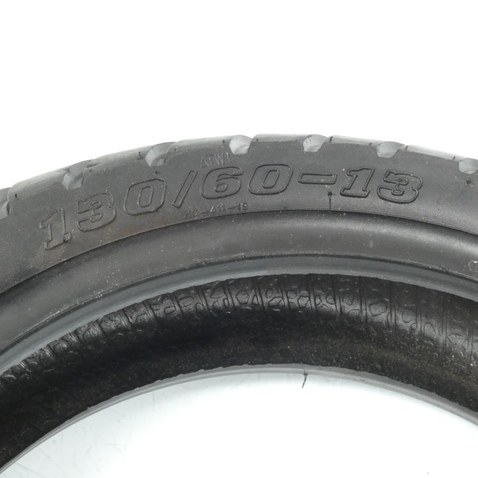 Pneu 130-60-13 Générique pour deux roues Hongdou 130/60-13 Occasion