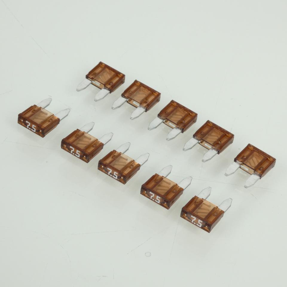 Lot de 10 mini fusible plat enfichable neuf de 7.5A 11x16x4mm pour auto moto scooter quad neuf