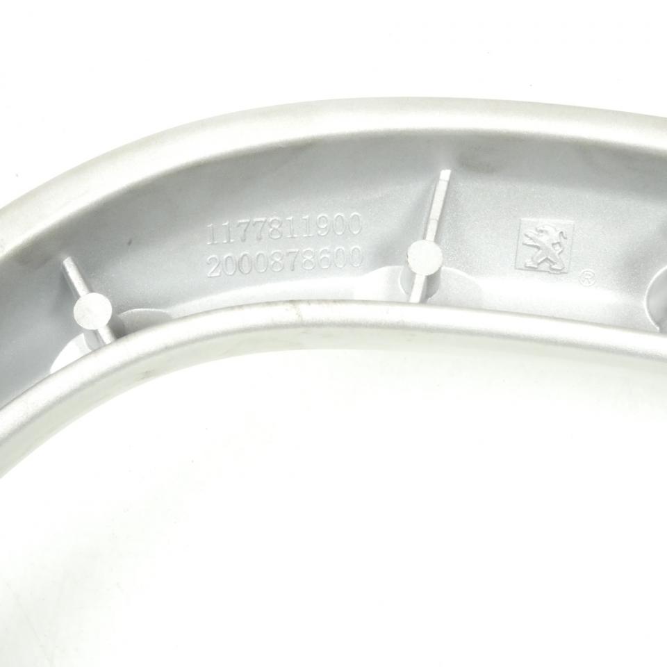 Poignée passager pour scooter Peugeot 125 Citystar 1177811900 2000878600 Gris