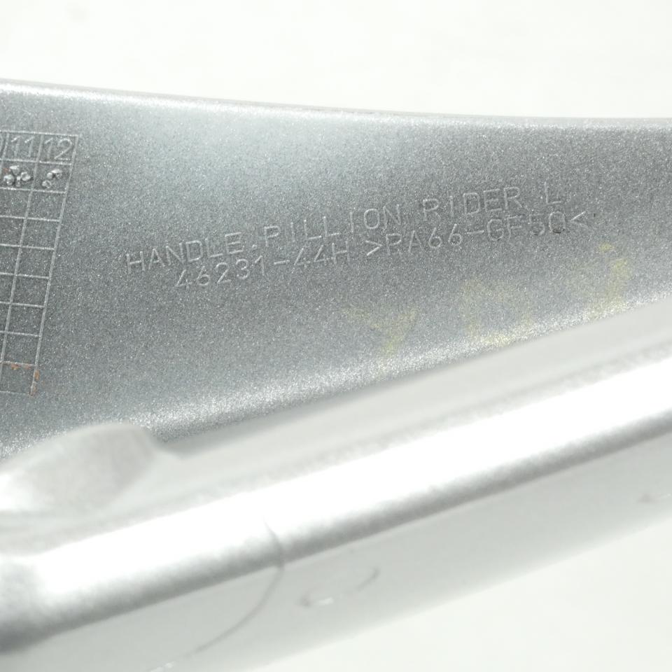 Poignée passager Gauche pour moto Suzuki 650 Gladius 2009-10 4623144H00YD8 Gris