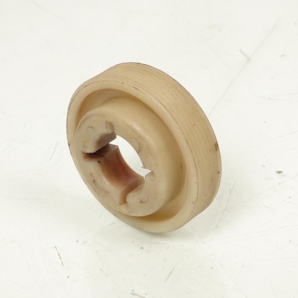 Pignon de pompe a huile origine pour scooter Chinois 50 NL Occasion