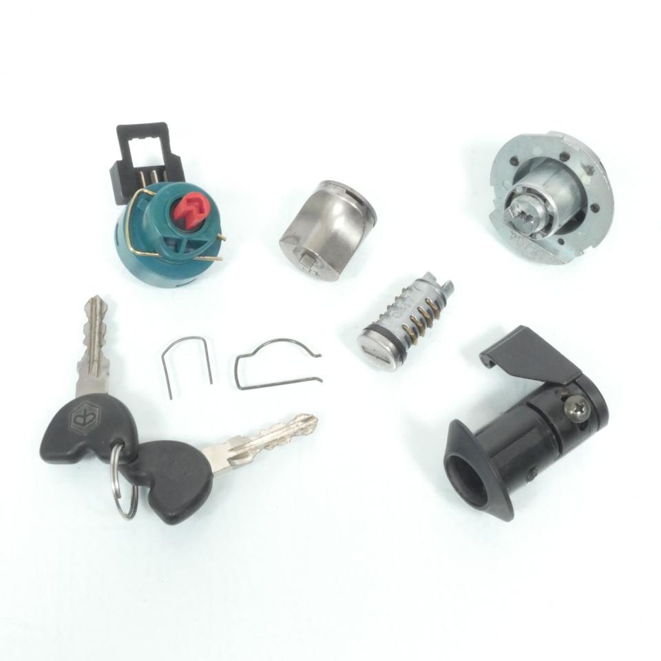 Kit serrure origine pour scooter Piaggio 50 Typhoon 2T AC 2010 à 2016 Occasion