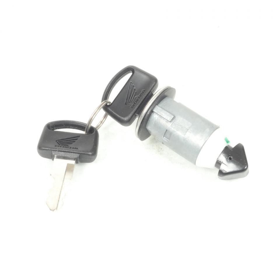 Barillet coffre tablier AR pour scooter Honda 80 NH 77239-GA7-810 Neuf