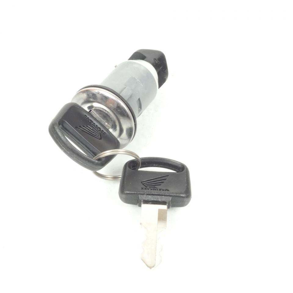 Barillet coffre tablier AR pour scooter Honda 80 NH 77239-GA7-810 Neuf