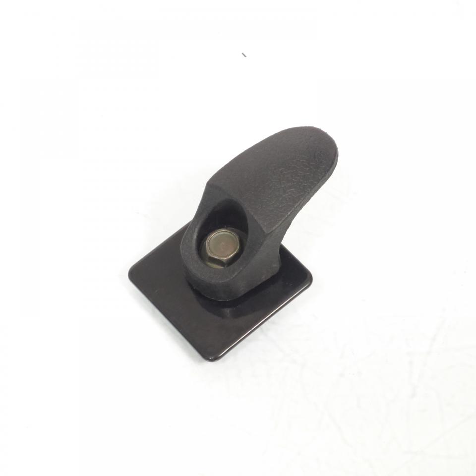 Attache paquet de tablier arrière origine pour Scooter Huasha 50 HS50QT-7 Neuf