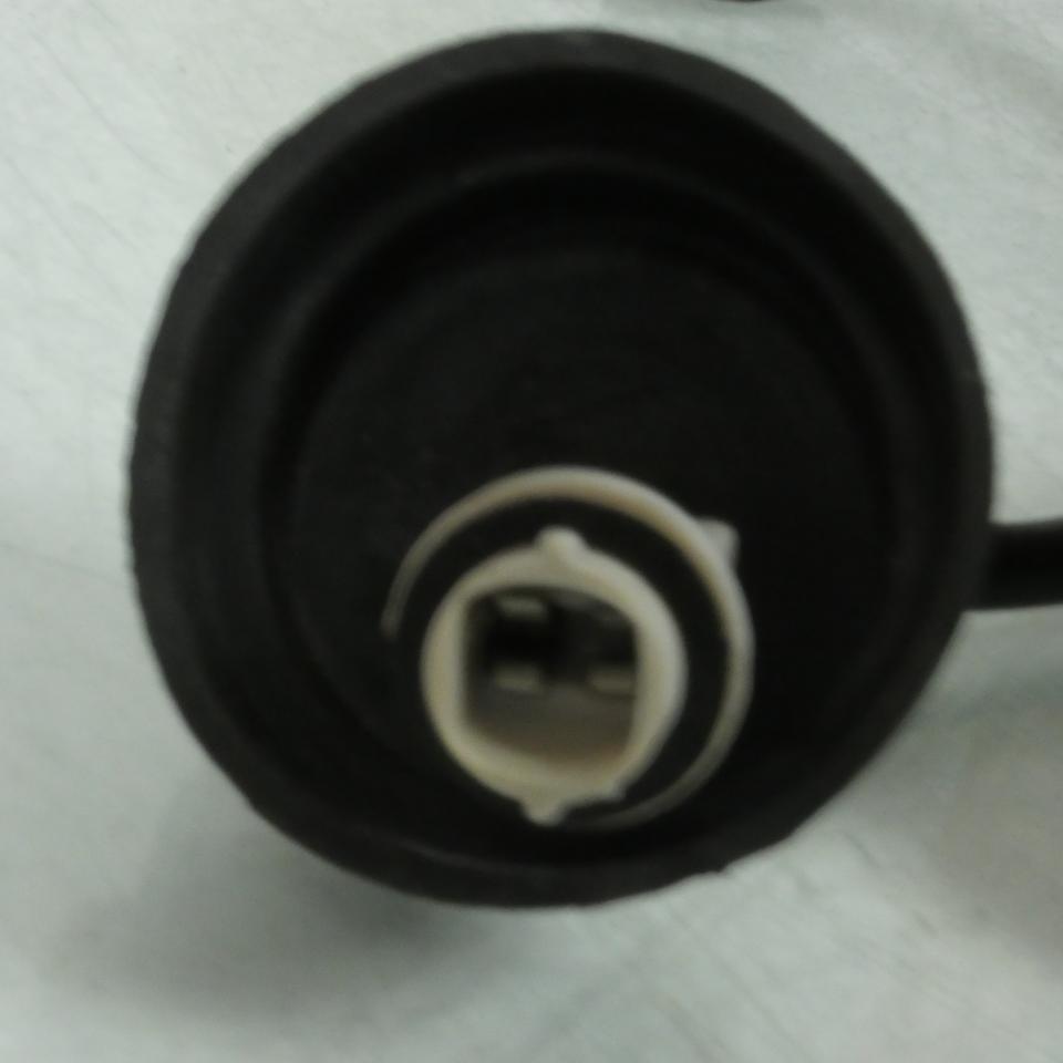 Douille faisceau Optique AV HS1 W2.1x9.5d pour scooter Peugeot 50 Citystar Neuf