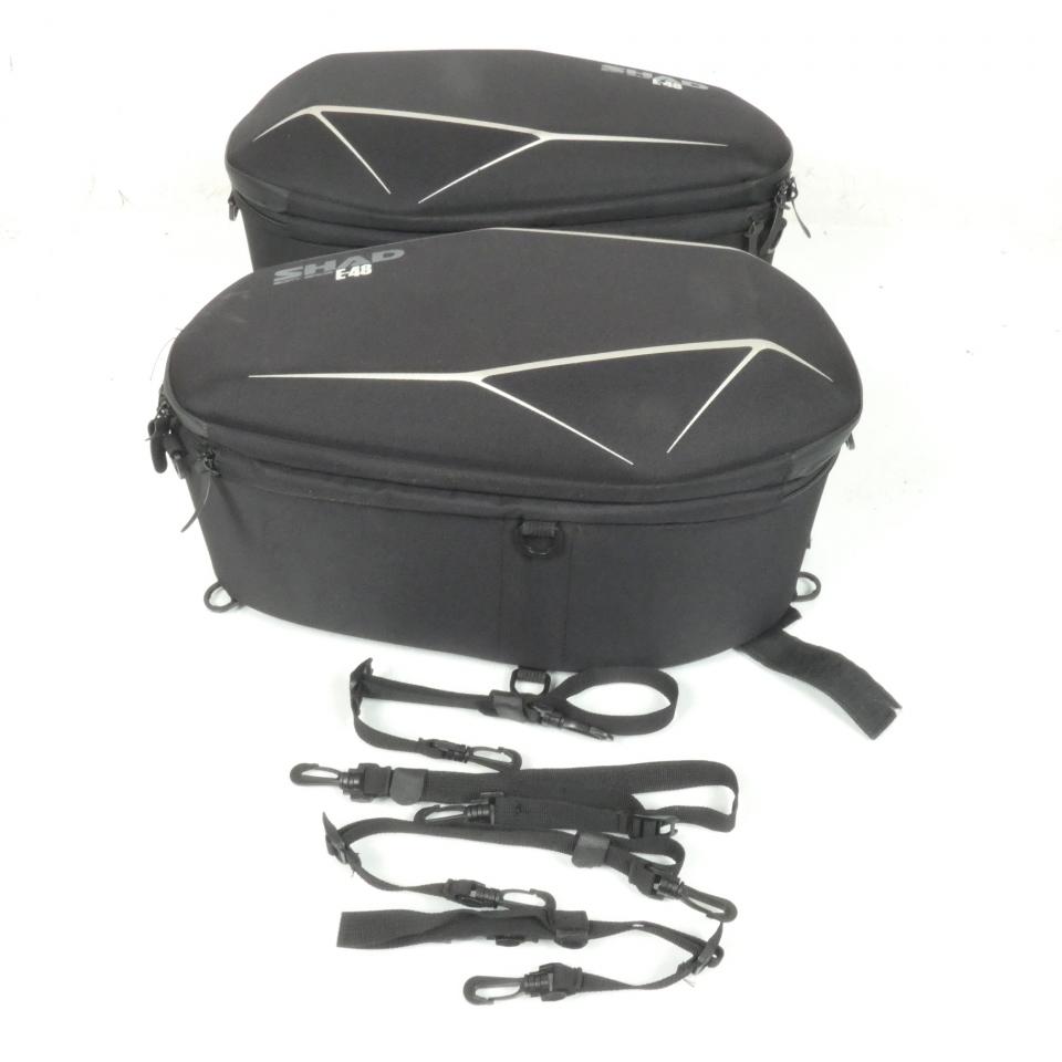 Paire de valise latérales semi-rigide Shad pour moto X0SE48 E48 SBH 40-52L