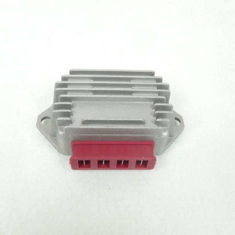 Régulateur de tension 12V Kyoto pour mobylette Piaggio 50 Bravo 1981-87 neuf