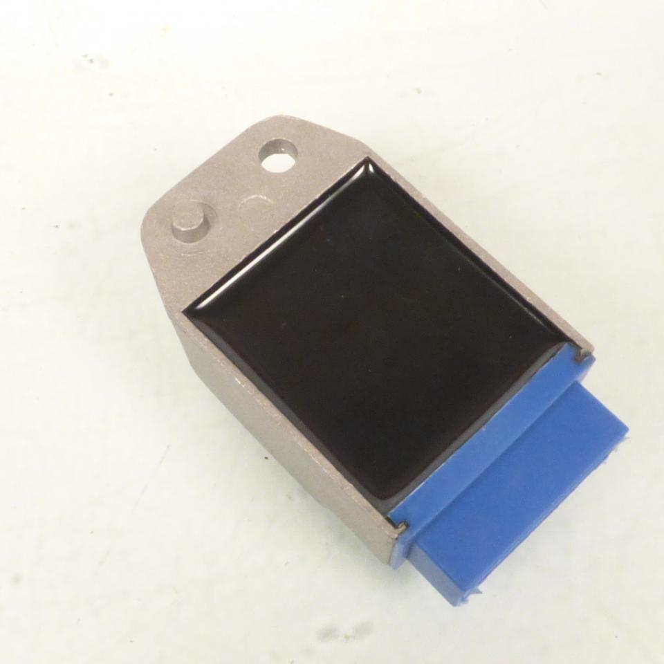 Régulateur redresseur de tension P2R pour Derbi 50 Senda 5 cosses allumage Ducati Neuf
