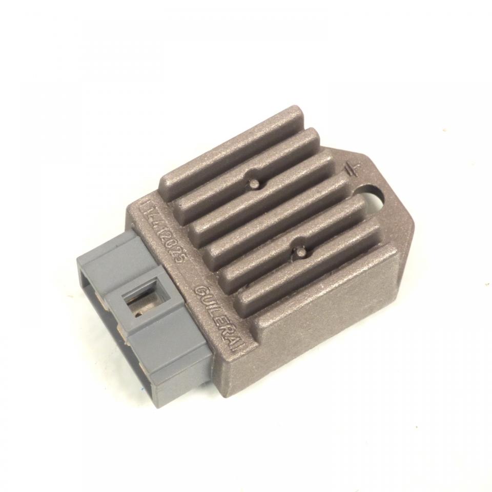 Régulateur redresseur de tension Guilera pour moto Derbi Senda 00H01007841 Neuf