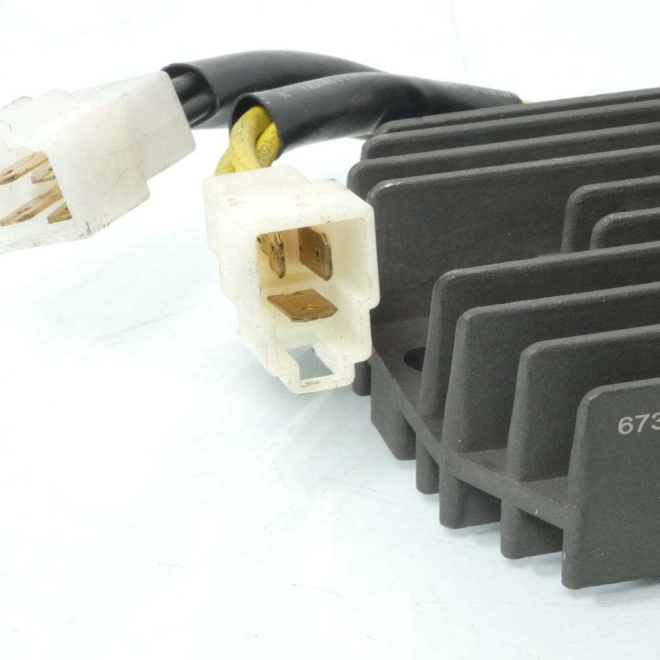 Régulateur redresseur de tension Electrosport pour Moto Triumph 675 Daytona 2006 à 2012 673536 / 013520 / ESR536 Occasion