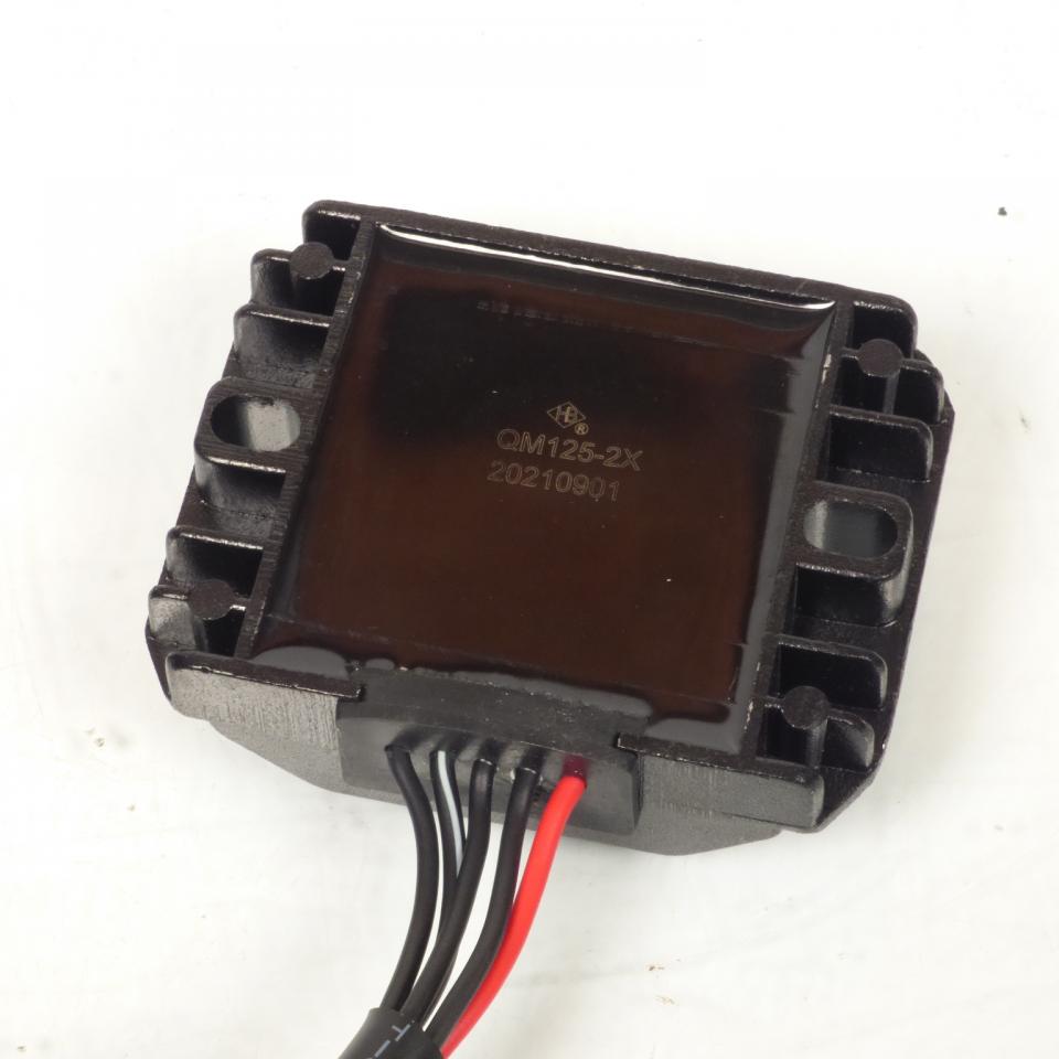 Régulateur pour moto MASH 125 Seventy Five 1180300040000 1181400041000 QM125-2X
