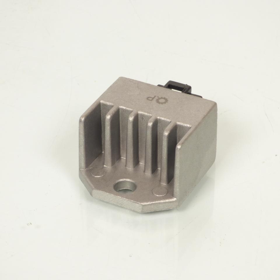 Régulateur redresseur de tension TNT pour Moto MBK 50 Xpower 5RN-H1960-00 Neuf