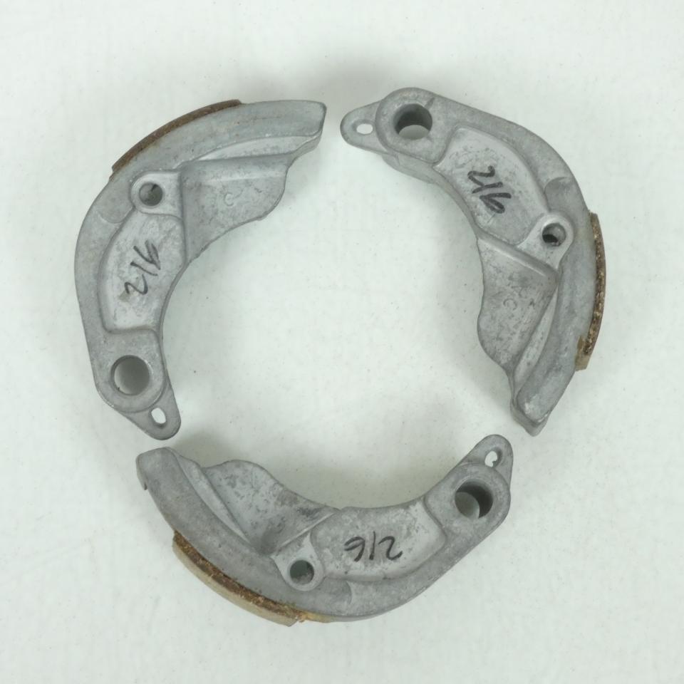 Jeu de 3 Mâchoire d'embrayage pour scooter Peugeot 125 SV 1991-1995 724744 Neuf
