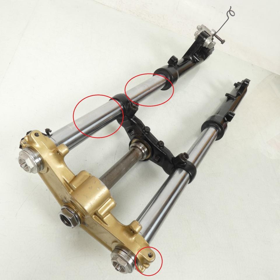 Fourche avec té Showa pour moto Honda 400 NSR 1985 à 1986 KM4 KM9-641 Occasion