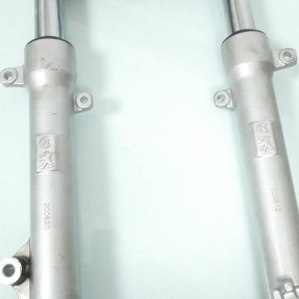 Fourche origine pour scooter Peugeot 50 KISBEE 2T EFI 2018 à 2020 Occasion