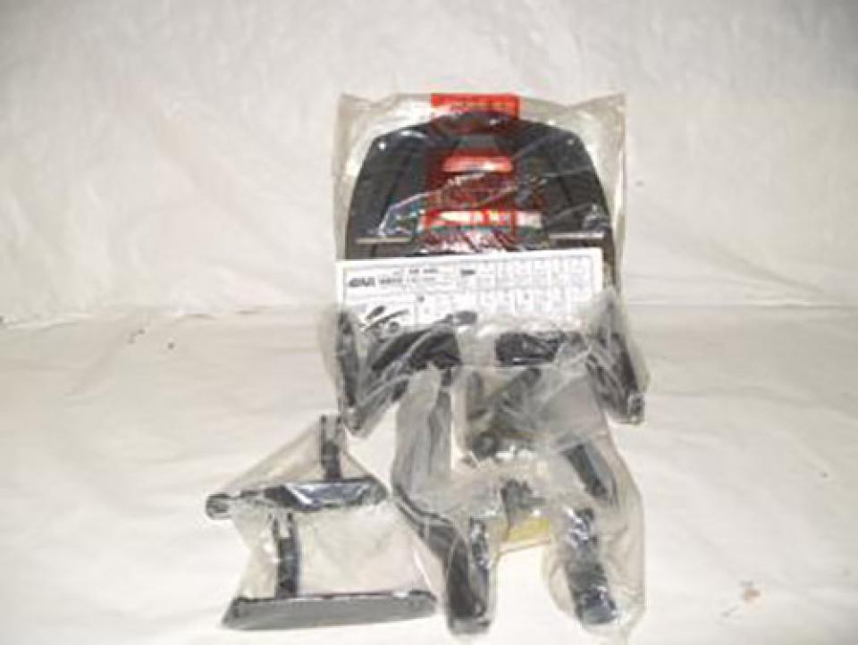 Porte bagage GIVI pour Moto Yamaha 1300 FJR Après 2001 Neuf en destockage