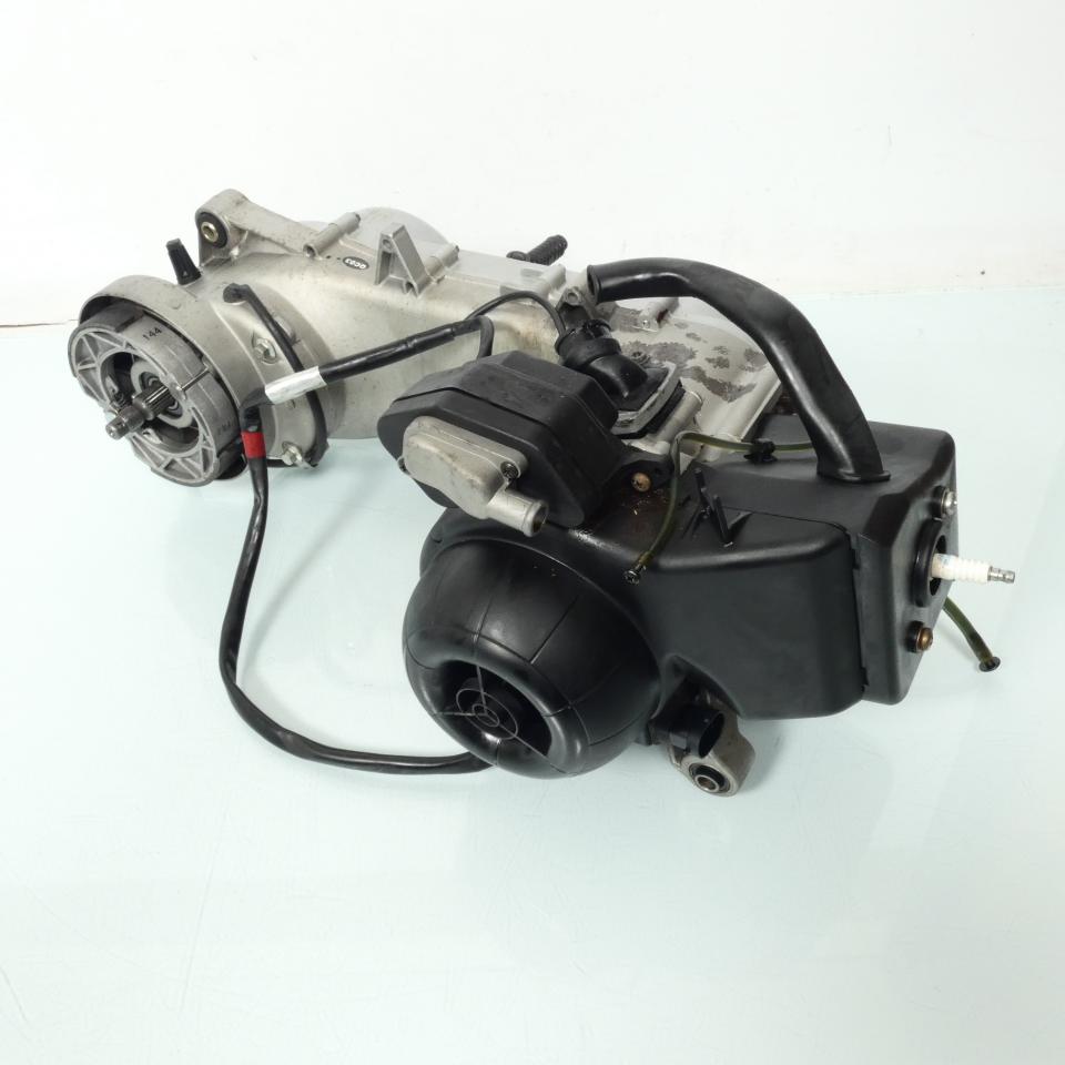 Bloc moteur origine pour scooter Piaggio 50 Typhoon 2T AC 2010 à 2016 LBMC50100 Occasion
