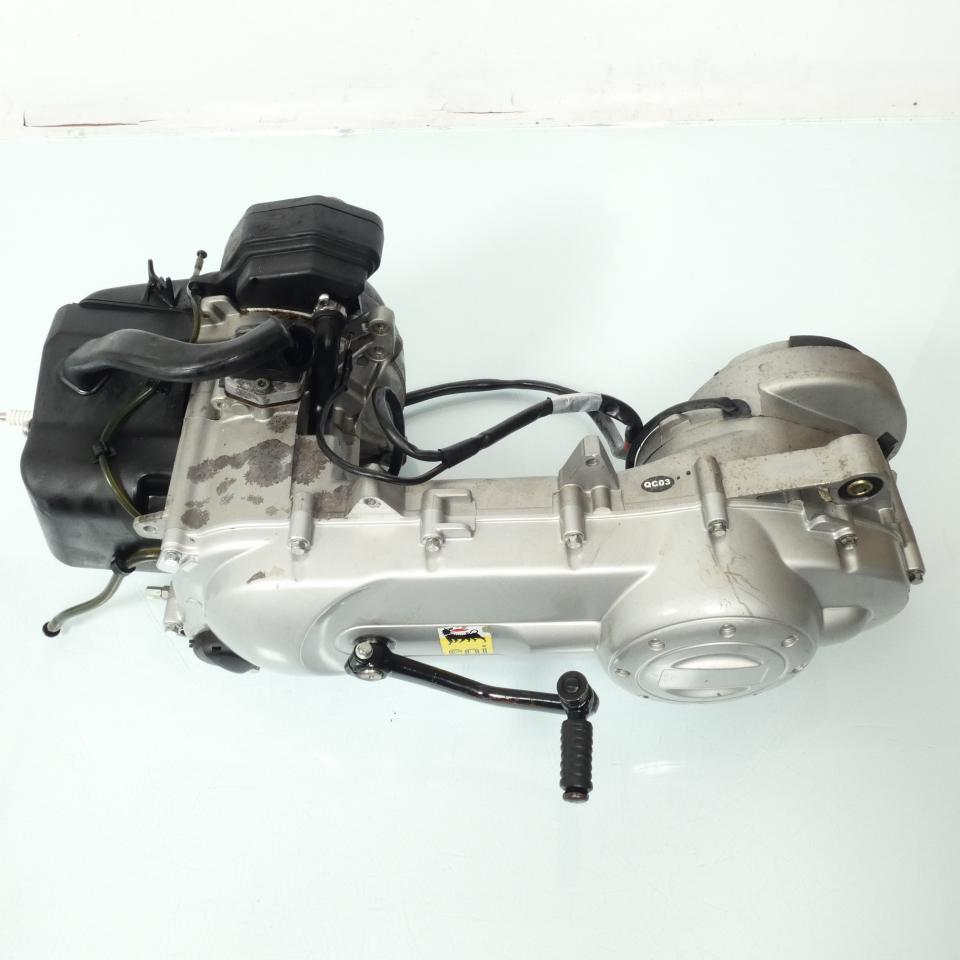 Bloc moteur origine pour scooter Piaggio 50 Typhoon 2T AC 2010 à 2016 LBMC50100 Occasion