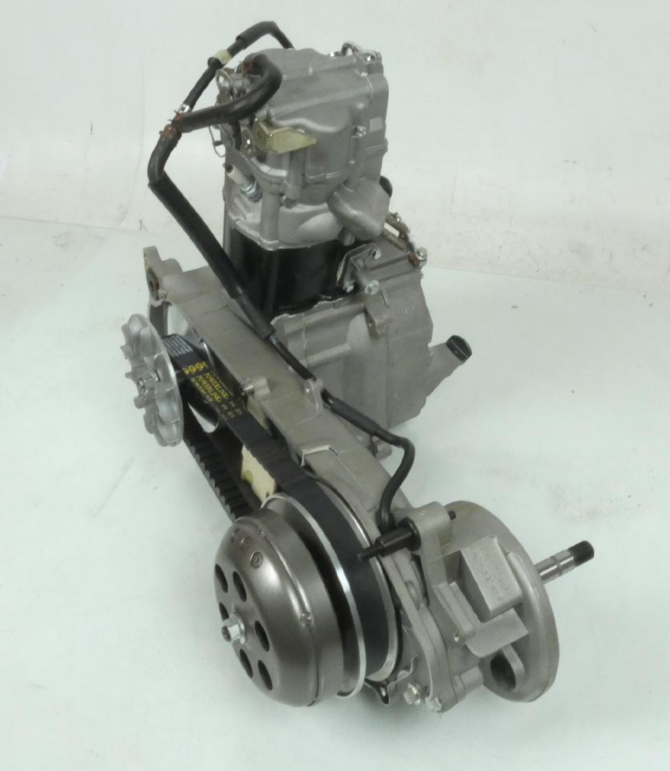 Bloc moteur origine pour scooter Motom 250 TRANCITY BN172MM / Refroidissement liquide Neuf en destockage