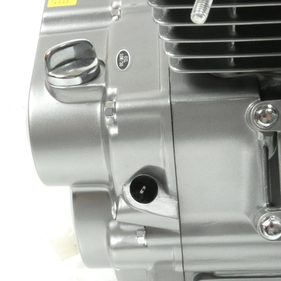 Bloc moteur Bicylindre origine pour moto Fosti 125 ZN125-6 4T GC5023 Neuf