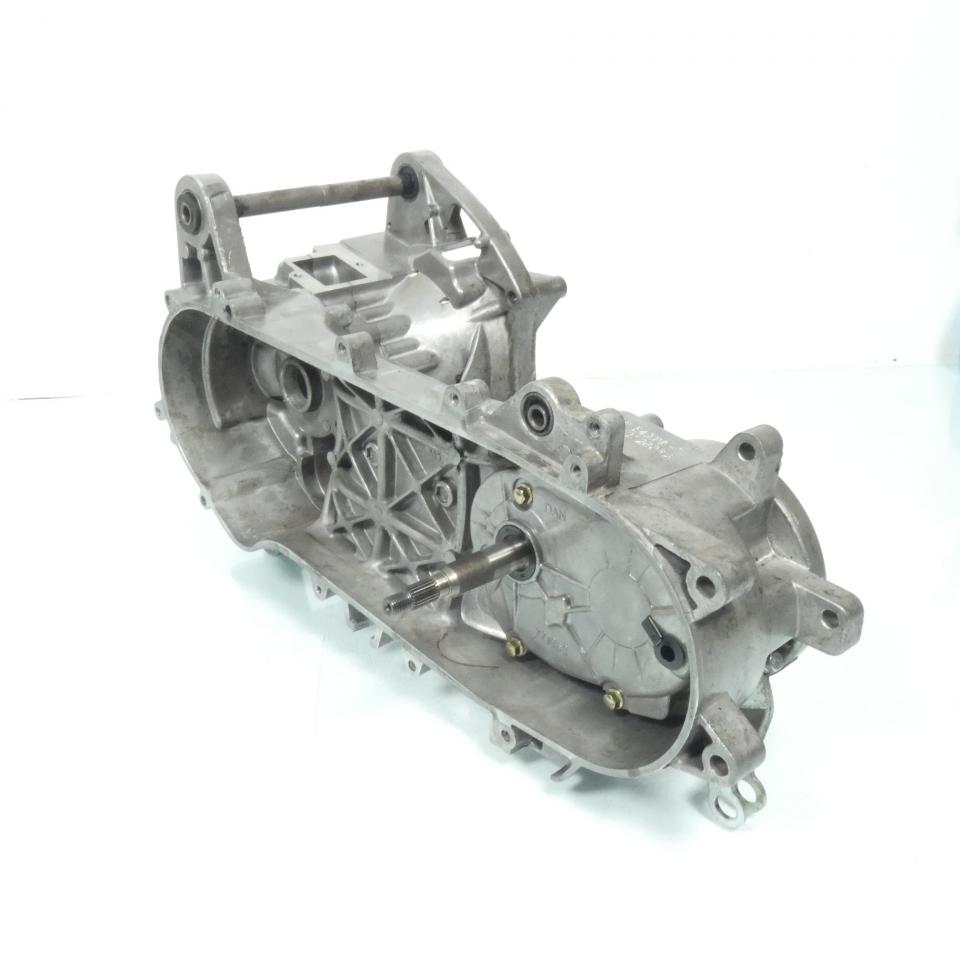 Carter moteur origine pour scooter Peugeot 50 STREETZONE 2T 2014-2017 B1E40QMB-C